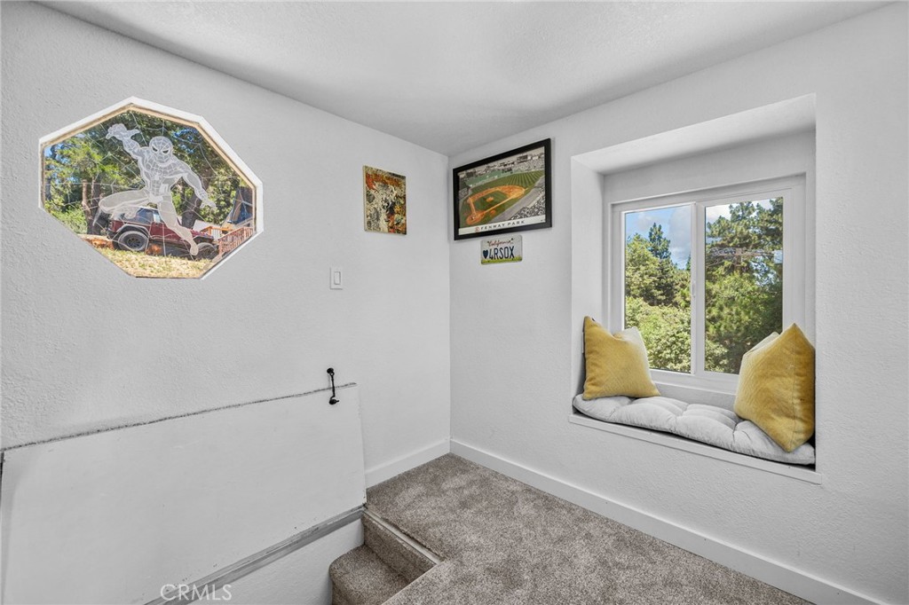 1015 Summit Property Photo 35