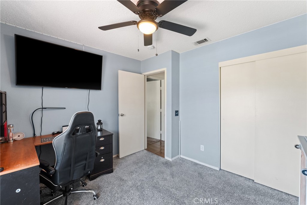 6070 Blythe Avenue Property Photo 23