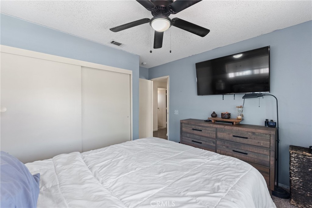6070 Blythe Avenue Property Photo 25