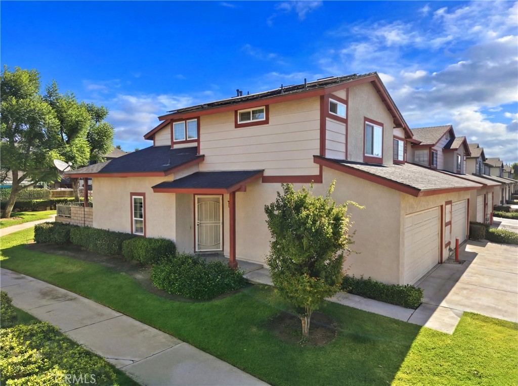 860 Carlton Privado Property Photo 1