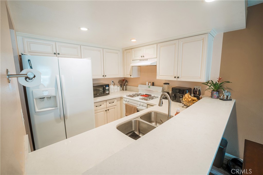 1666 Puente Property Photo 2