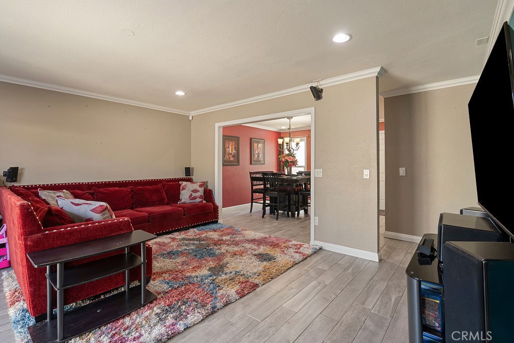 555 D Property Photo 7