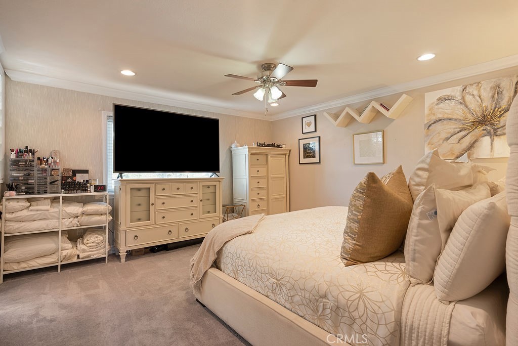 555 D Property Photo 13