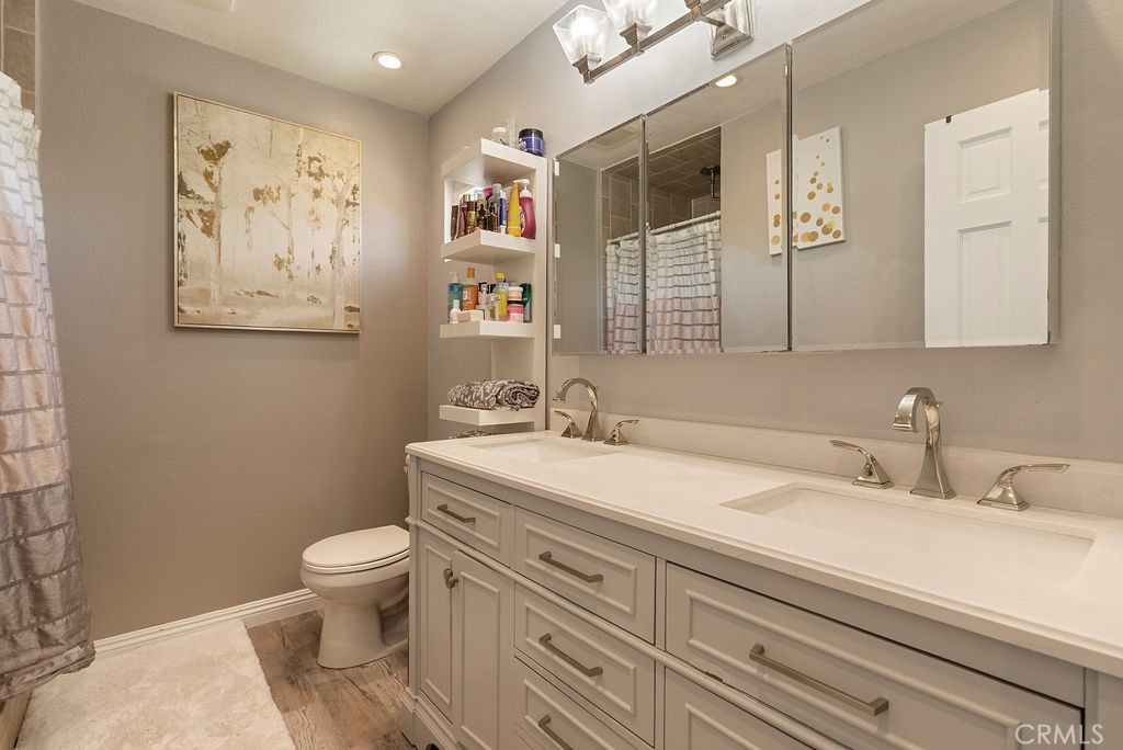 555 D Property Photo 14