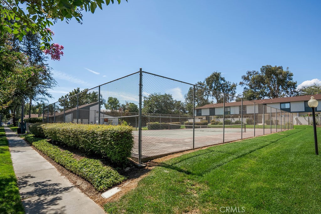 555 D Property Photo 21