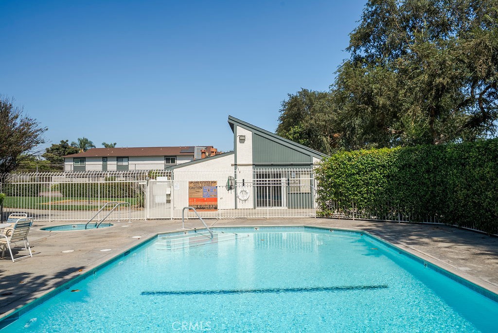 555 D Property Photo 23