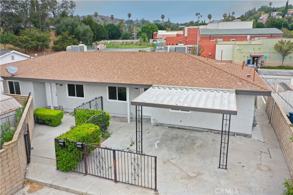 5245 Navarro Property Photo 1