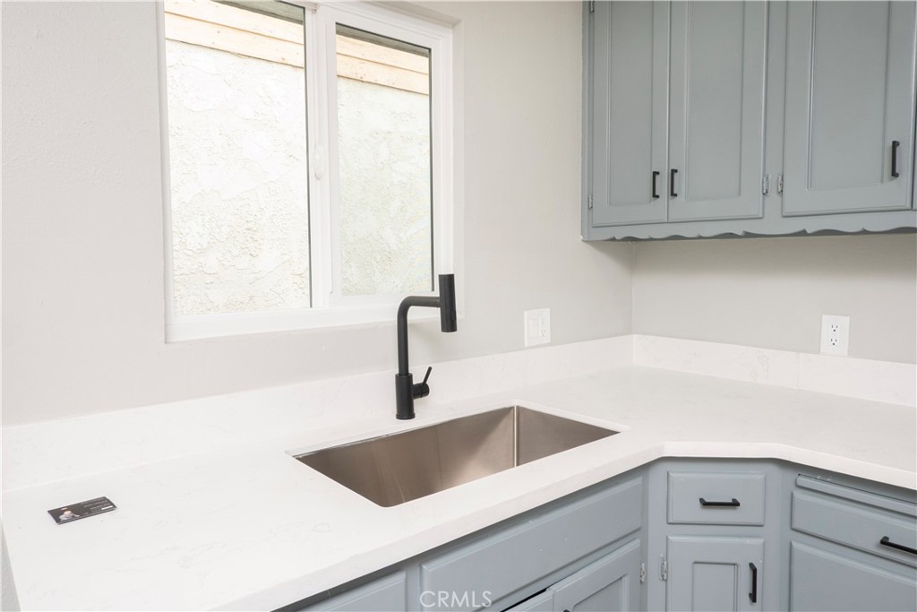 5245 Navarro Property Photo 13