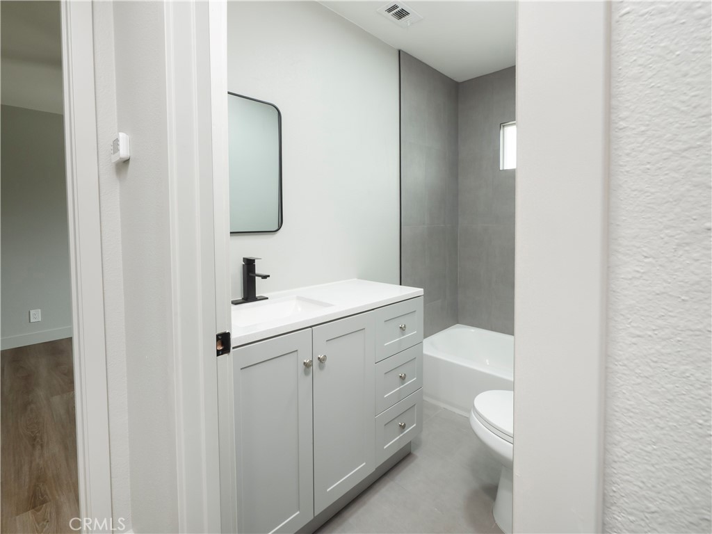 5245 Navarro Property Photo 47