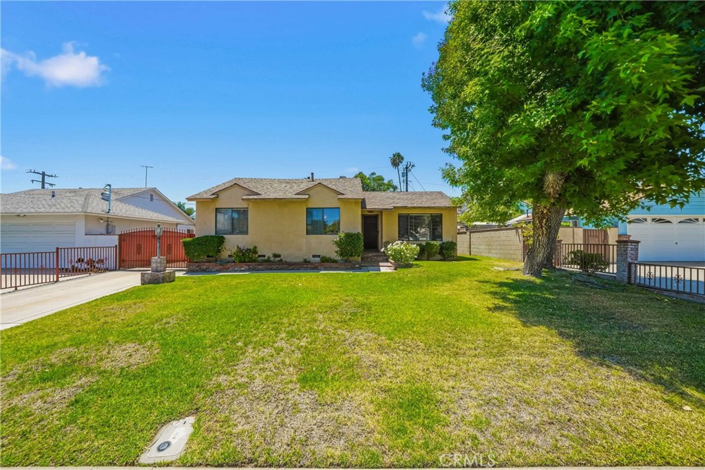 4139 N Ellen Property Photo 1