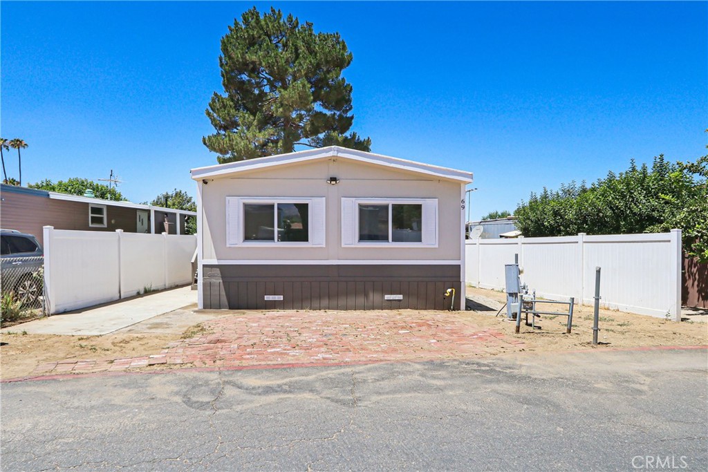 33848 Avenue G 69 Property Photo 1