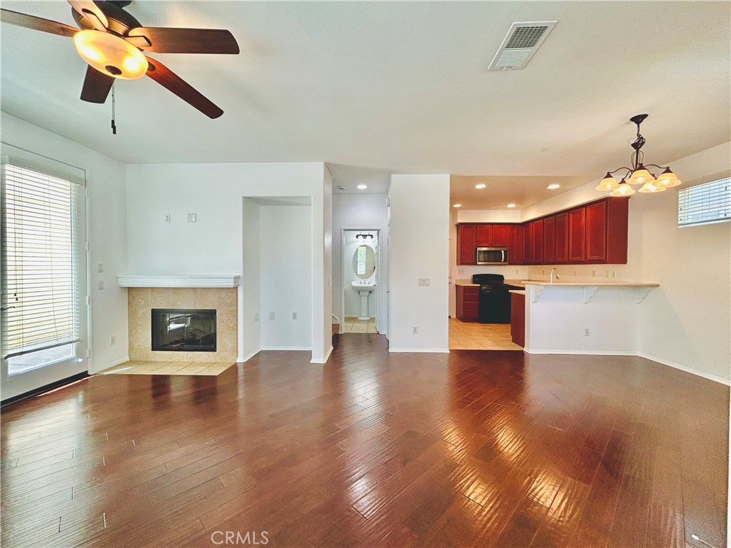 14602 Longwood Property Photo 3