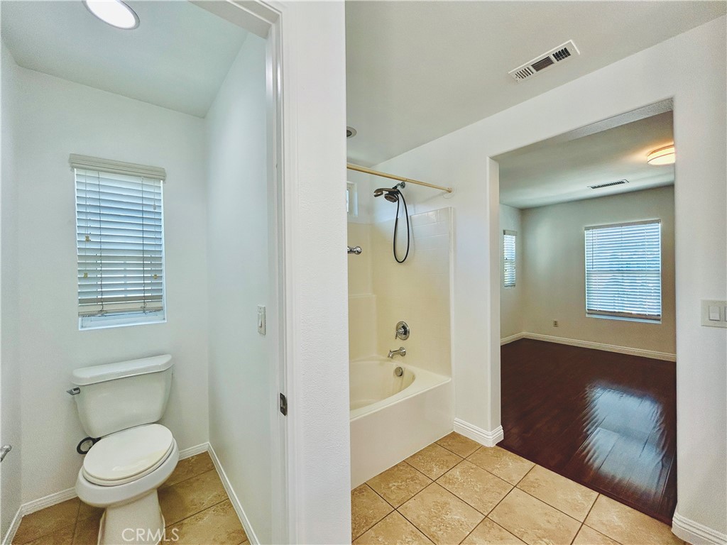 14602 Longwood Property Photo 21