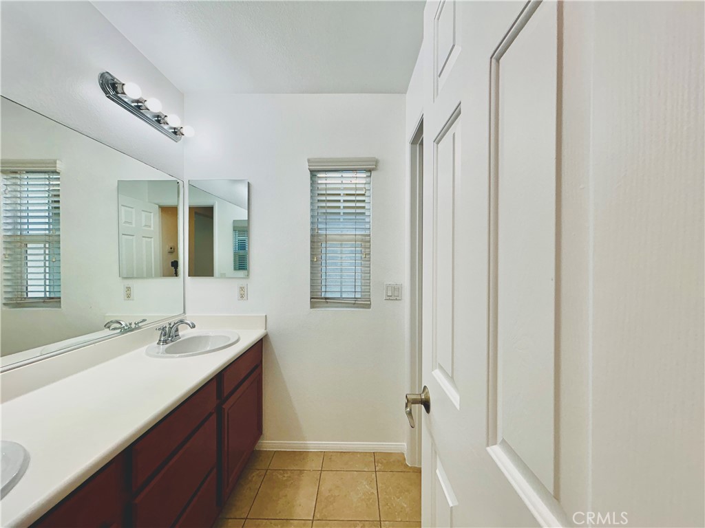 14602 Longwood Property Photo 24