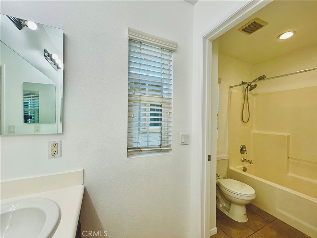 14602 Longwood Property Photo 26
