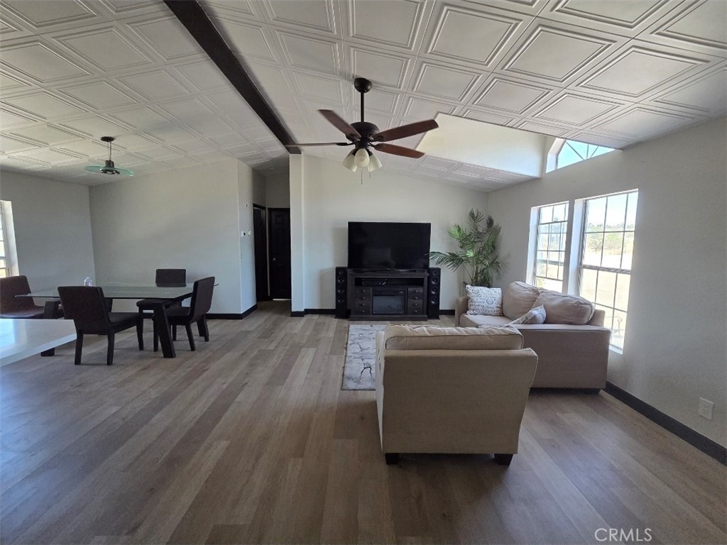 1338 Madrid Place Property Photo 4