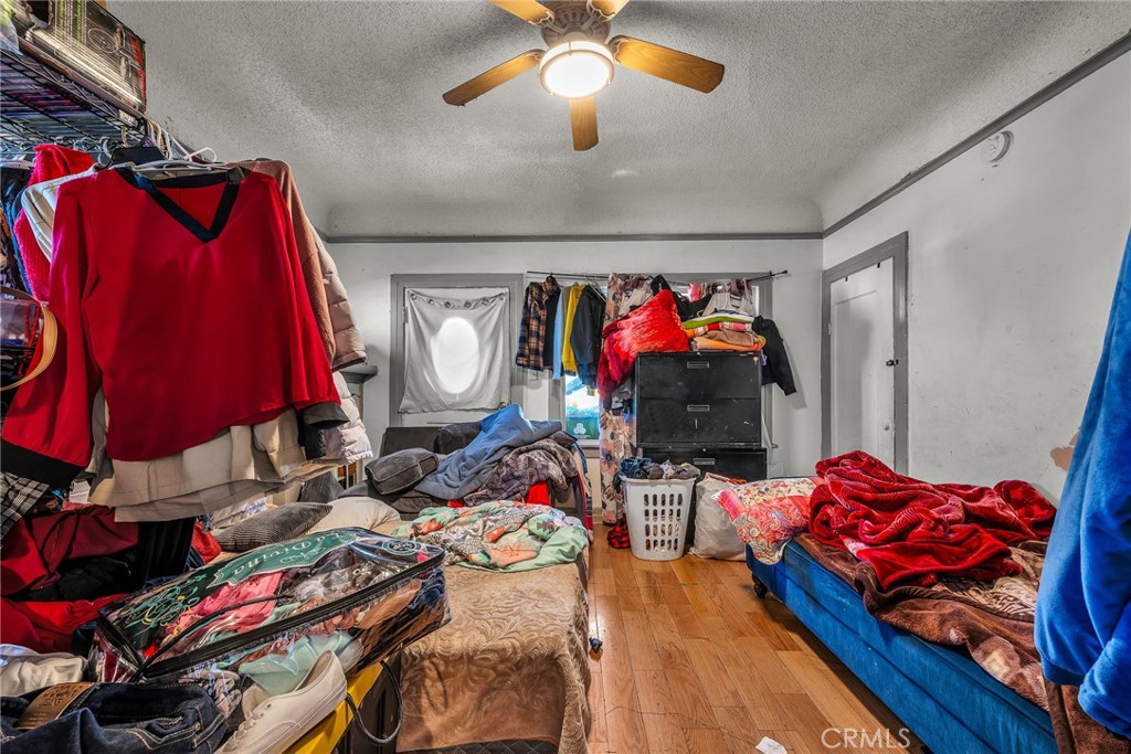 9019 S San Pedro Property Photo 35
