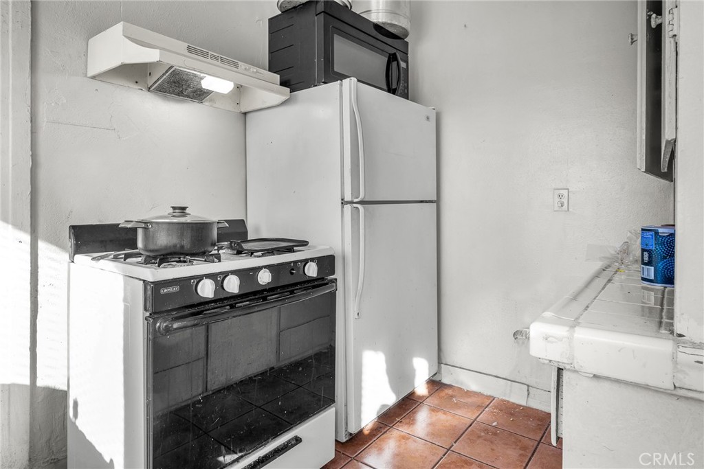 9019 S San Pedro Property Photo 45