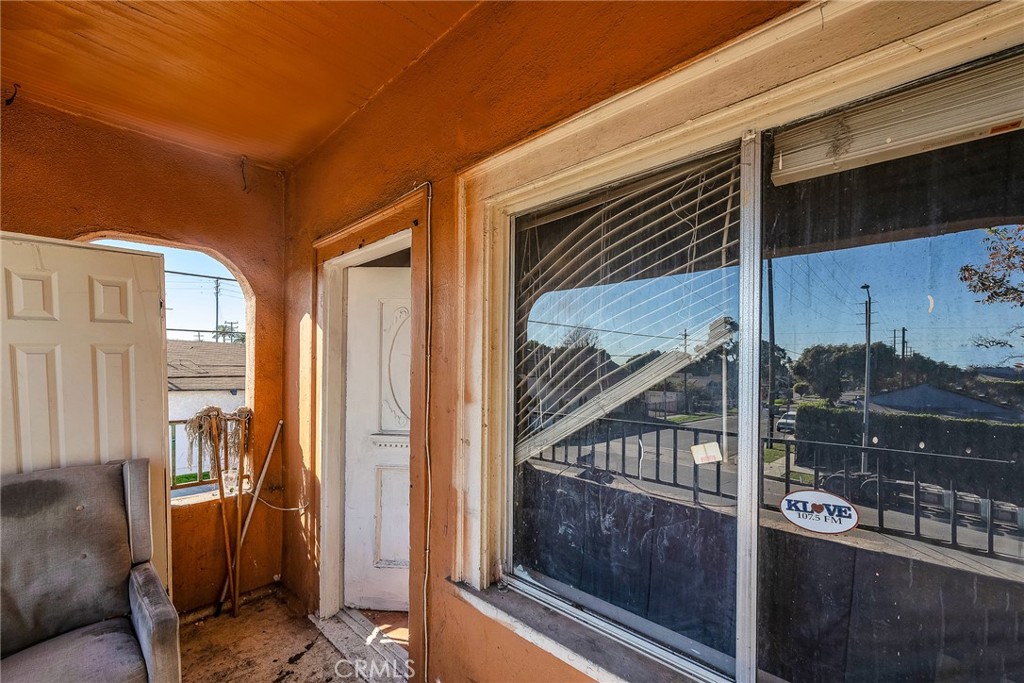 9019 S San Pedro Property Photo 48
