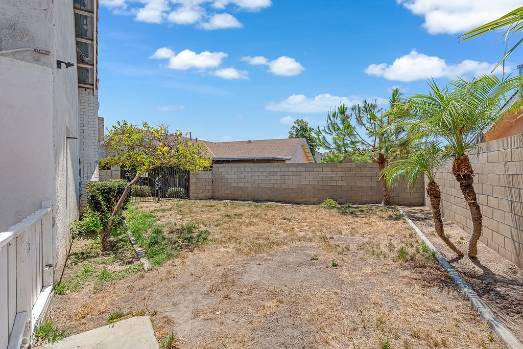 1610 S Joane Way Property Photo 8