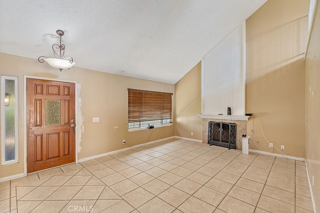 1610 S Joane Way Property Photo 12