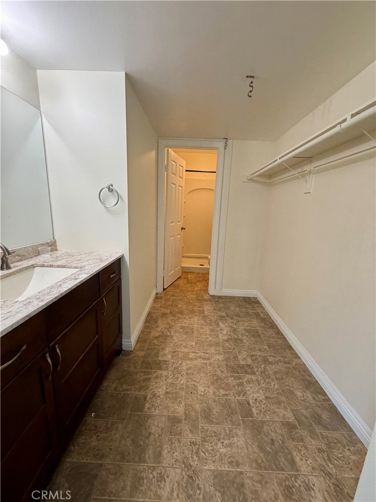 513 E Fairfield Court Property Photo 14