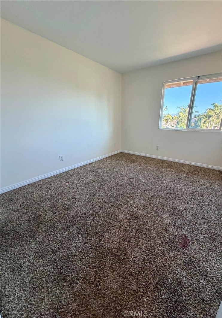 513 E Fairfield Court Property Photo 18