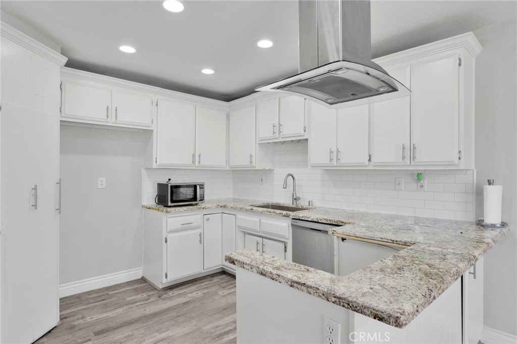14643 Havasu Ln Property Photo 8