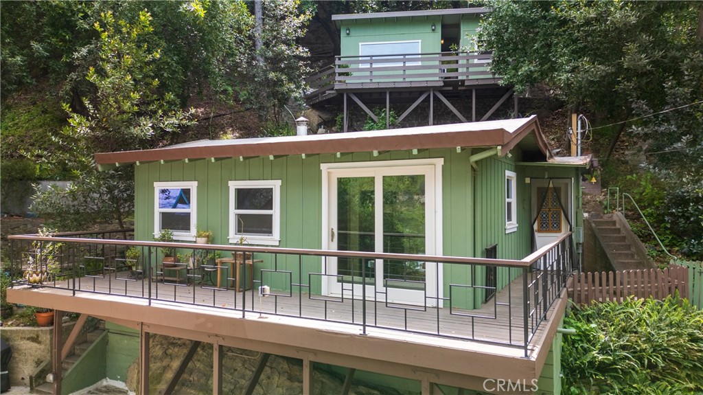 432 Fernwood Pacific Property Photo 3