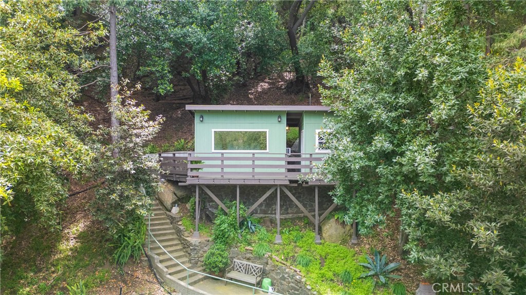 432 Fernwood Pacific Property Photo 6
