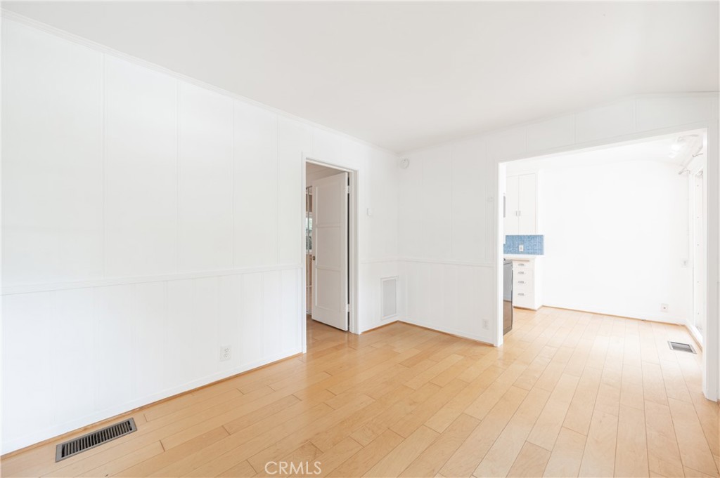 432 Fernwood Pacific Property Photo 27