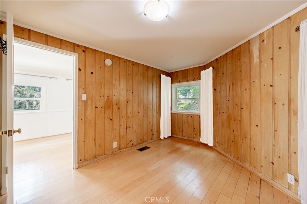 432 Fernwood Pacific Property Photo 38