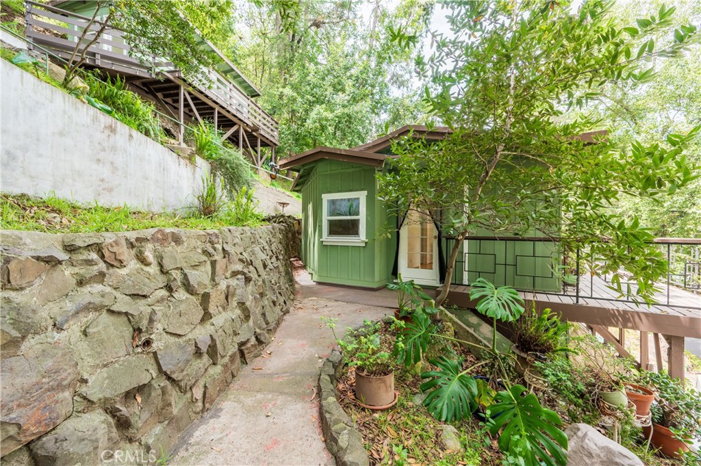 432 Fernwood Pacific Property Photo 49