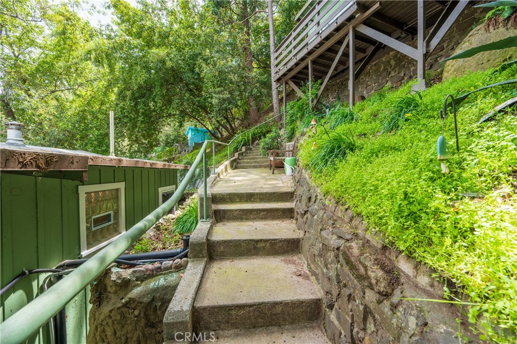432 Fernwood Pacific Property Photo 53
