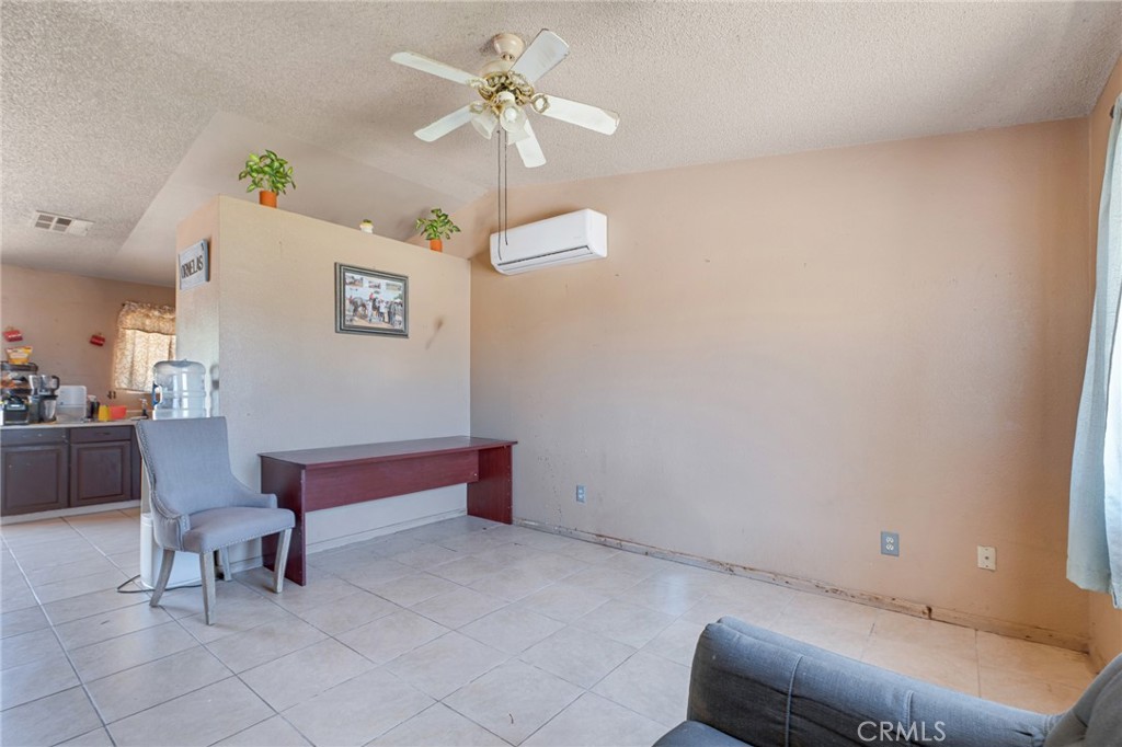 562 Sundance Ln Property Photo 6