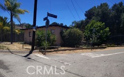 9950 Hirondelle Property Photo 1