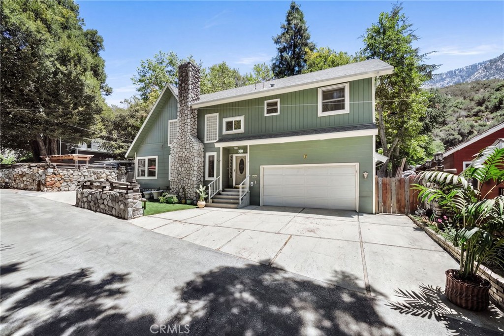 6 Oak Drive Property Photo 1