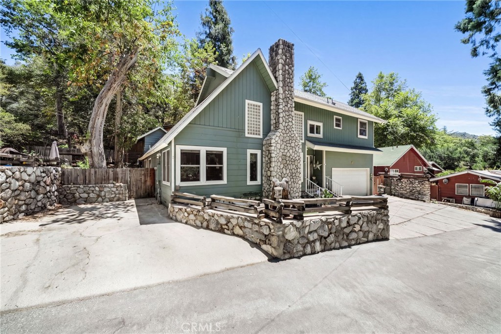 6 Oak Drive Property Photo 3