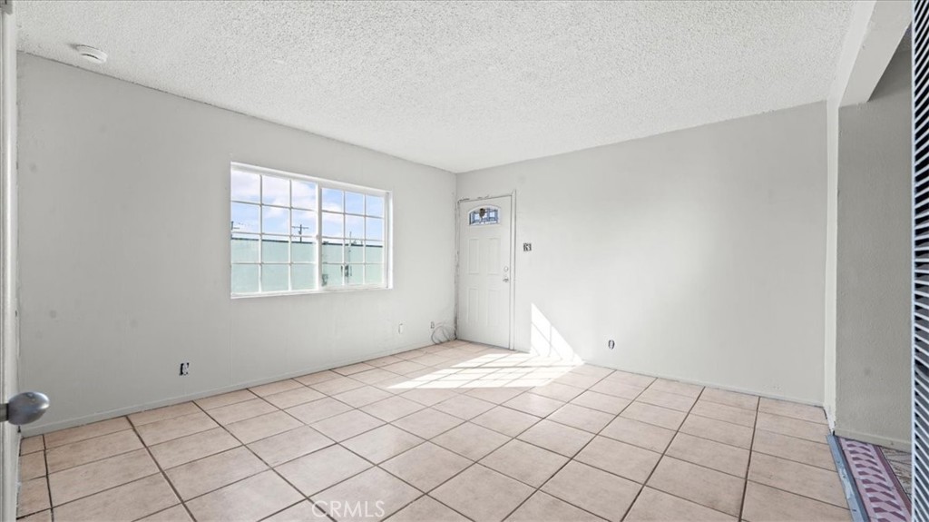 1362 E 20th Street Property Photo 10