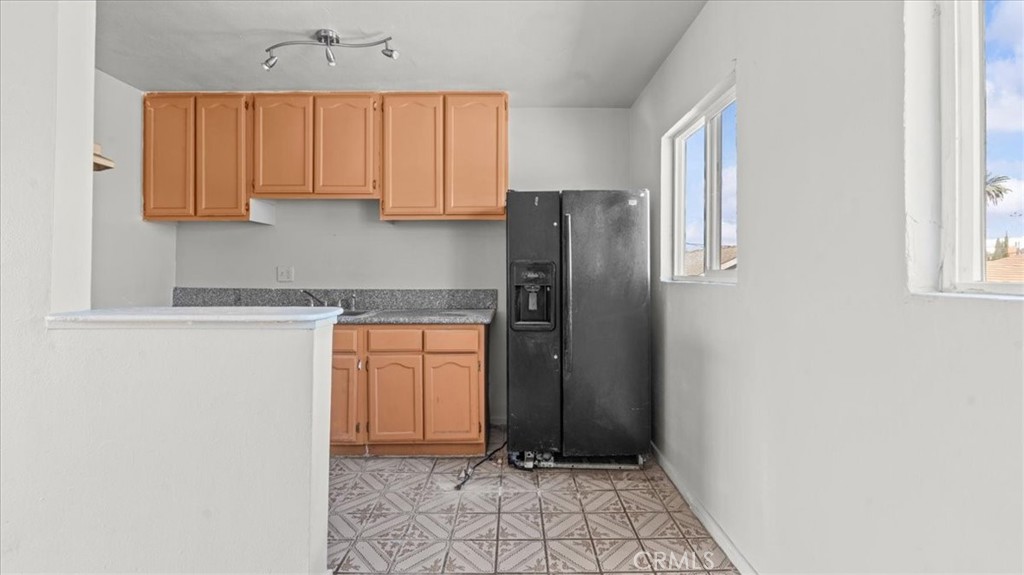 1362 E 20th Street Property Photo 16