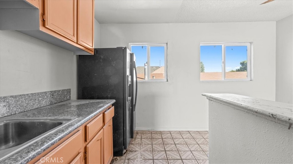 1362 E 20th Street Property Photo 18
