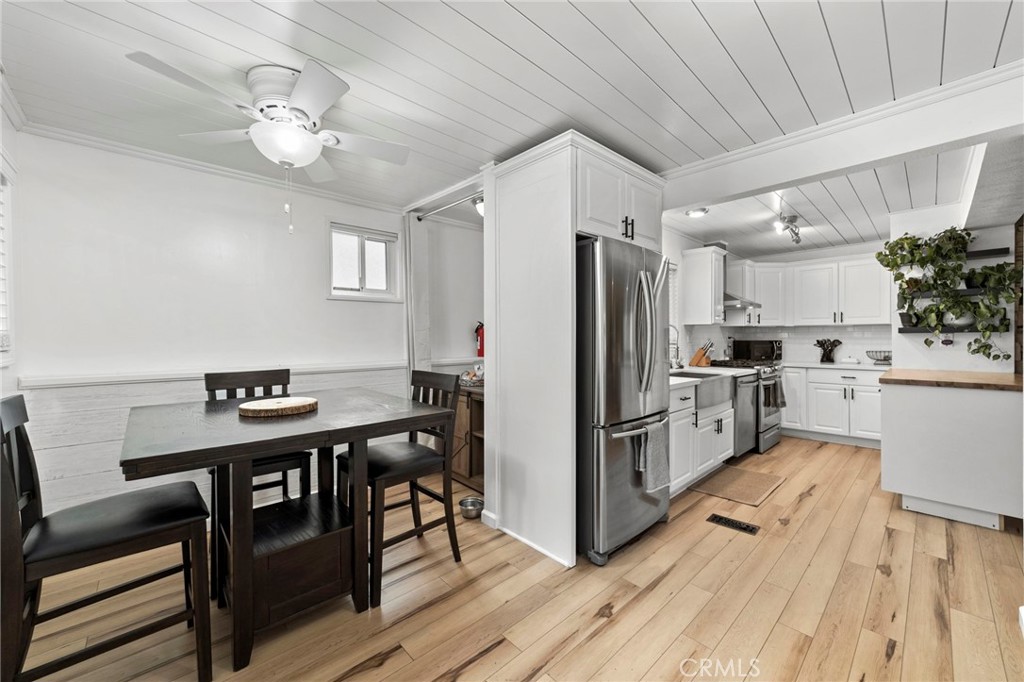 27638 Oak Knoll Property Photo 11