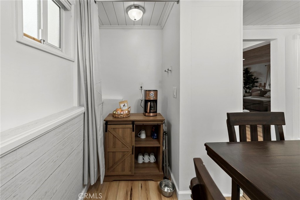 27638 Oak Knoll Property Photo 13