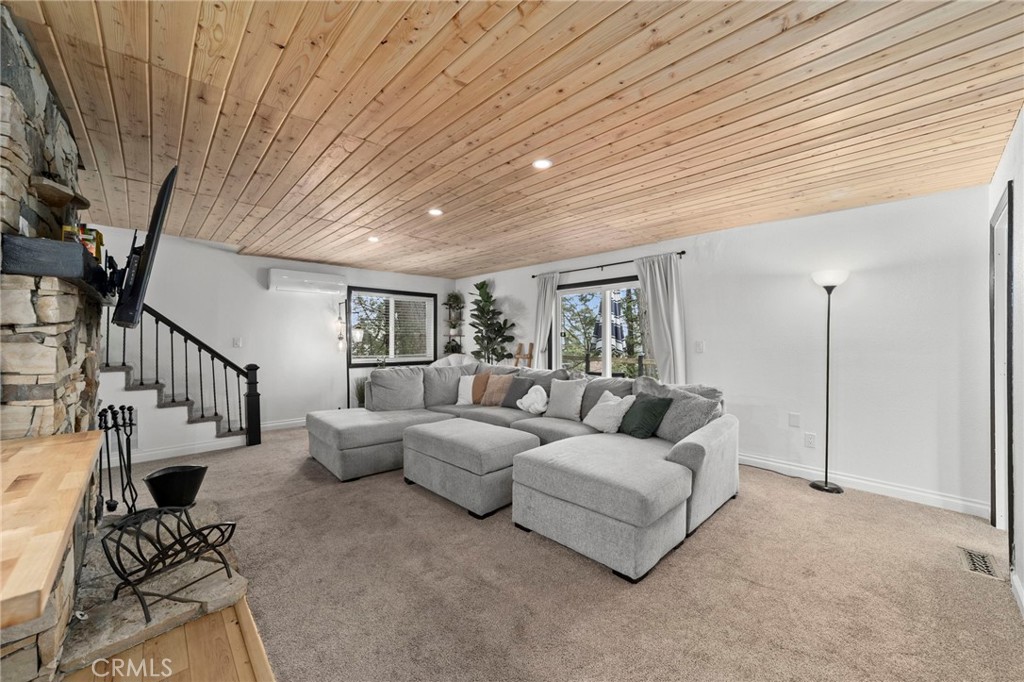 27638 Oak Knoll Property Photo 18
