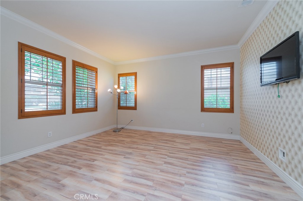 12537 Vintner Drive Property Photo 6