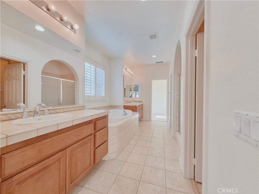 12537 Vintner Drive Property Photo 40