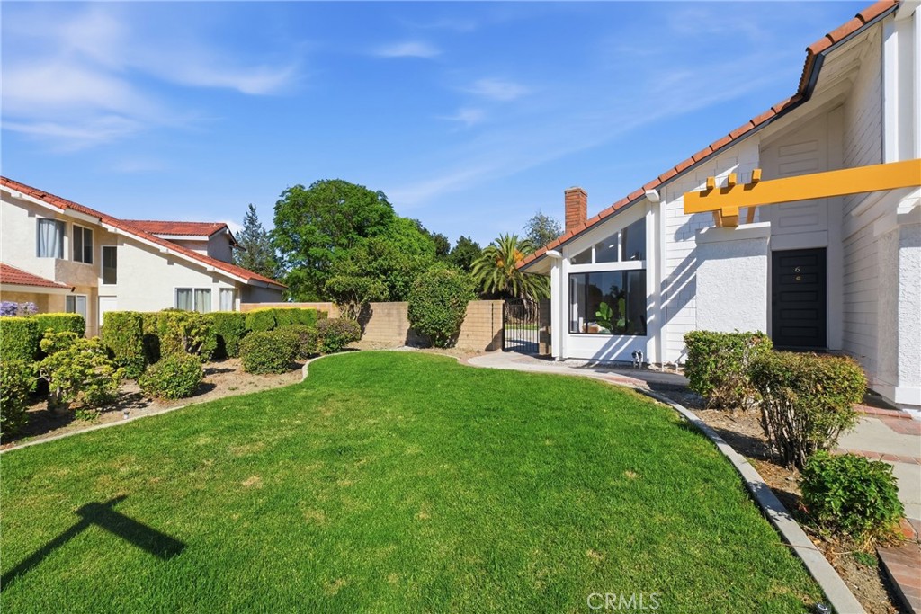 6 Skyview Property Photo 3