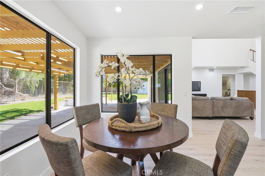 6 Skyview Property Photo 14