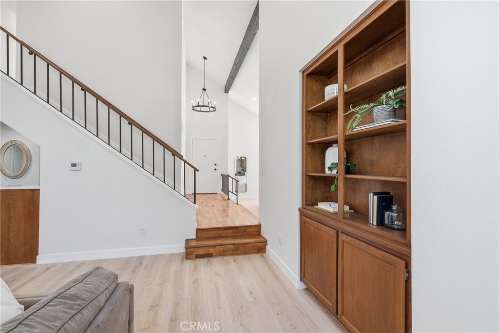 6 Skyview Property Photo 23