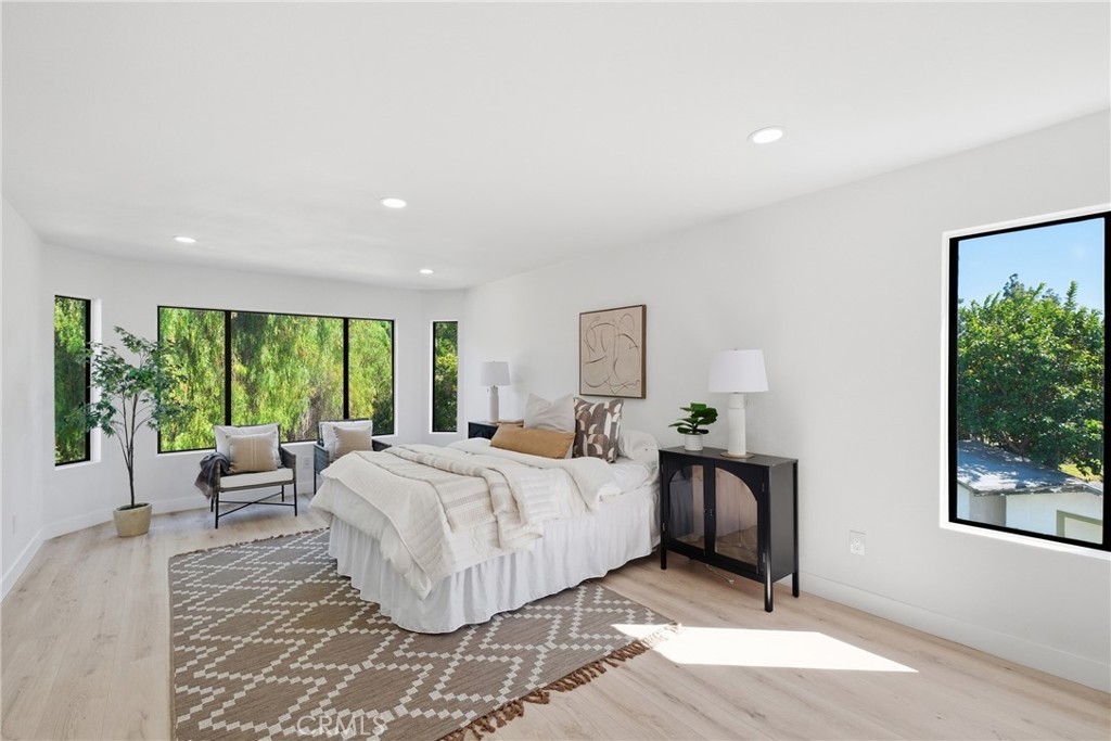 6 Skyview Property Photo 24